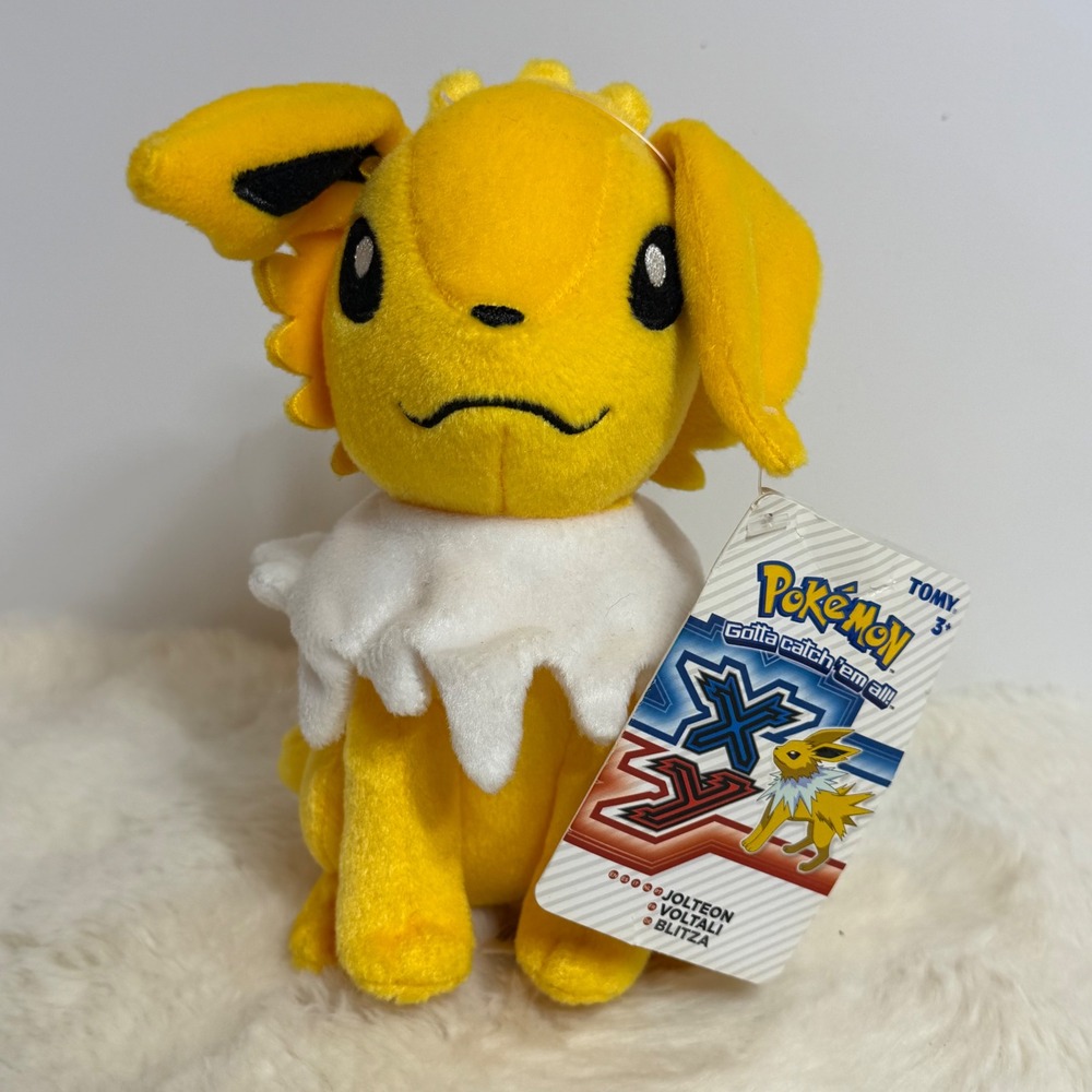 Pokemon Jolteon Plush TOMY X Y 8" Eevee Evolution Original Hang Tag Vintage NWTs